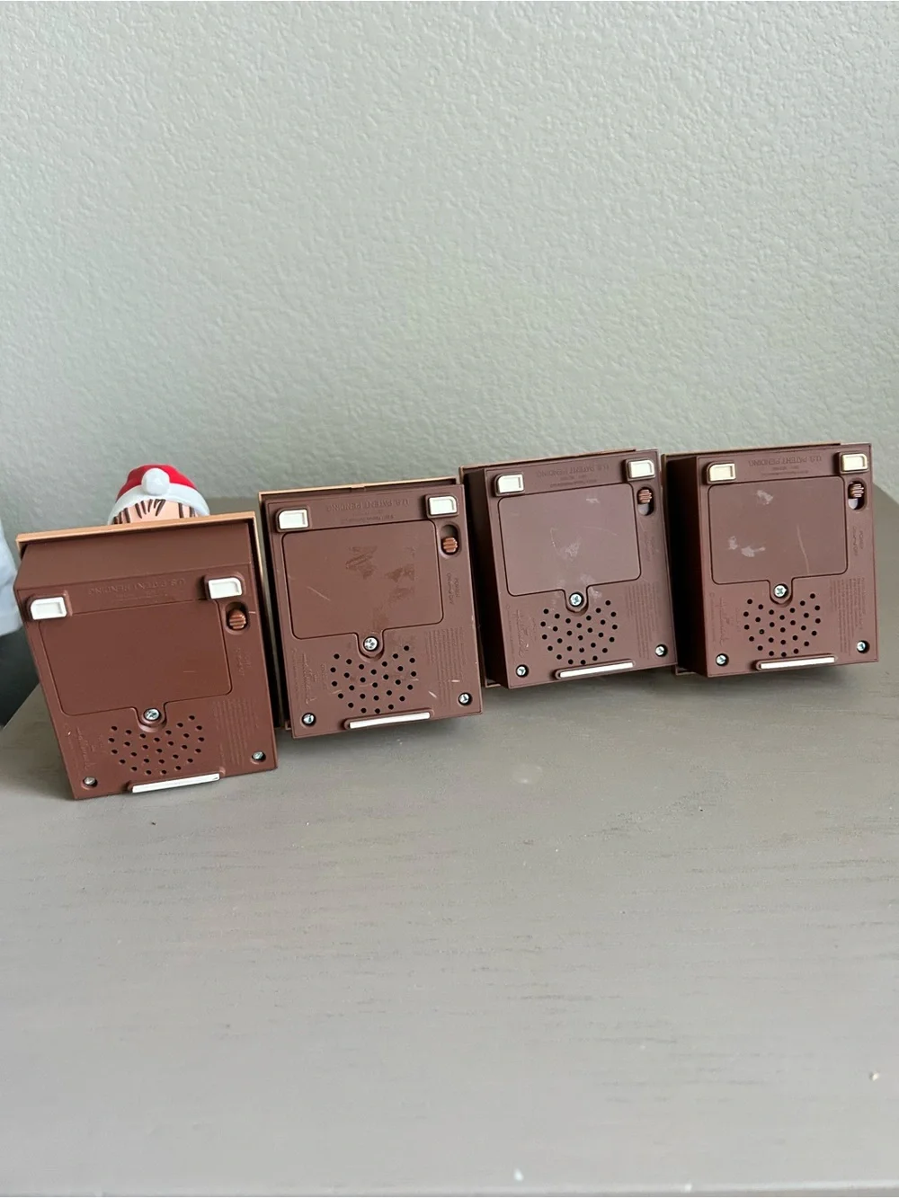 Hallmark Peanuts Christmas wireless Band Set Charlie Brown, Snoopy, Linus & Lucy